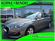 Hyundai i30 Select*Jahreswagenzustand*Langstrecke*Scheckheft* Select*Jahreswagenzustand*Langstrecke*Scheckheft* - Marl (Nordrhein-Westfalen)