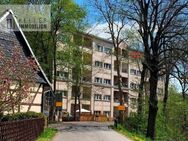 Großzügige 3-R-DG-Wohnung ohne Dachschrägen, mit Aufzug - Barrierefrei, Balkon, PKW-Stellplätze im Hof - Werdau