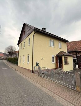 Einfamilienhaus mit Scheune und Garten - Ihr neues Zuhause wartet! - Weißenborn (Hessen)