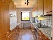 Lichtdurchflutete und großzügige 3 Zimmer- ETW mit Einbauküche und Südbalkon in Berenbostel/Lange Straße - Garbsen