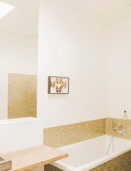 Gepflegtes Reihenmittelhaus mit Terrasse, 4 Zimmern, voll unterkellert Bezug 01.12.2025 - ?? 0172-3261193 - Berlin