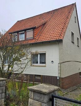 "Großes Grundstück trifft Potenzial: Haus für Visionäre" - Alfeld (Leine)