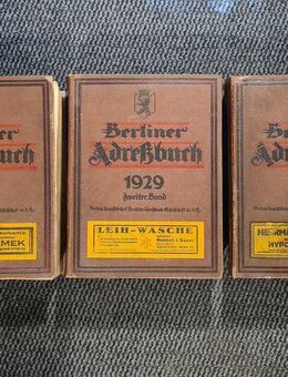 Adressbücher, sehr rare Ausgaben, 1929 und besonders selten, der dritte Teil: Behörden. - Berlin