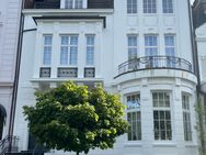 Dachgeschoss-Maisonettewohnung mit Wasserblick - Hamburg