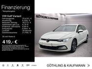 VW Golf Variant, 1.5 TSI Life MOVE, Jahr 2023 - Hofheim (Taunus)