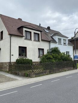 Sanierungsbedürftiges 2 Familienhaus mit Garten in zentraler Lage von Höhr-Grenzhausen - Höhr-Grenzhausen