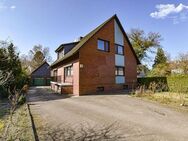 Großzügiges Einfamilienhaus mit vermieteter Wohneinheit in begehrter Lage von HH-Niendorf! - Hamburg