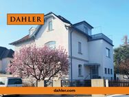 * RESERVIERT * EINZIGARTIGE VILLA IN SPITZENLAGE - HISTORISCHE ARCHITEKTUR MIT ZEITGEMÄSSEM KOMFORT - Erlangen