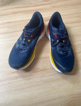 Verkaufe Saucony Laufschuhe (ca. 60km damit gelaufen) - Berlin