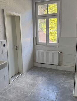 *Erstbezug nach Komplettsanierung! 2-Zi-Wohnung mit neuer Einbauküche* - Clausthal-Zellerfeld