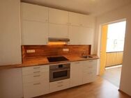 WG geeignete, tolle 3 Zimmer mit EBK und Balkon, 4. OG - Nürnberg