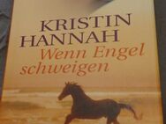Buchautorin Kristin Hannah und Titel wenn Engel schweigen - Lemgo
