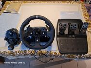 Logitech Lenkrad, Pedale und Gangschaltung, Neuwertig, Kein Versand, Nur Abholung - Beilngries