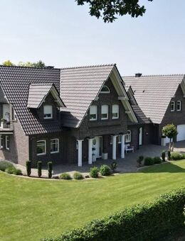 Erstklassiges Wohnhaus mit Doppelgarage und Halle in Damme - Damme