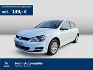 VW Golf, 1.2 TSI VII Trendline, Jahr 2015 - Weinstadt Zentrum