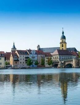 Altersgerecht mit Schlafzimmer im Erdgeschoss wohnen ! - Kitzingen