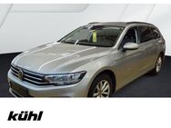 VW Passat Variant, 1.5 TSI Business APP, Jahr 2024 - Gifhorn