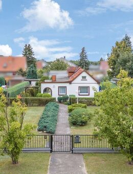 Top Angebot- ca. 800 m² Grundstück mit Bungalow in exzellenter Lage in Strausberg - Strausberg