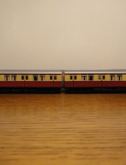 NEU von LIMA MODELS CLASSIC LINE (Berliner S-Bahn / BR 165 / mit Licht und Motor) - Hamburg