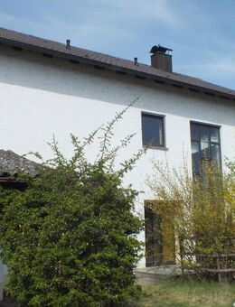 Grosses, unverbautes Wohnhaus mit sehr günstiger Erbpacht, provisionsfrei - Zeitlarn