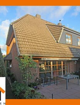 *Top gepflegte Haushälfte * Carport * Terrasse * EBK * Voll- und Duschbad * Gäste-WC * Keller * - Geesthacht