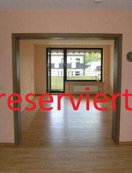 4-Zimmer-Eigentumswohnung mit Balkon und TG-Stellplatz - Röthenbach (Pegnitz)