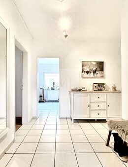 Moderne 3-Zimmer-Wohnung mit Balkon im Grünen - Wendisch Evern