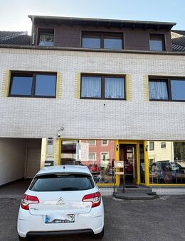 Gepflegtes 2-Familienhaus mit Garage und Garten - Schmelz