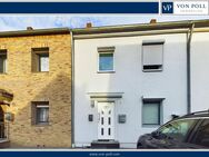 Bezugsfreie 2-Zimmer-Wohnung mit gemütlichem Dachgeschoss und Balkon - Köln