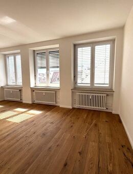 Am Perlachberg / Augsburg 3 1/2 Zimmerwohnung mit Wohnküche zu vermieten ( WG möglich ) - Augsburg