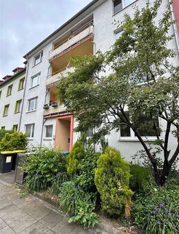 TOP gepflegtes Mehrfamilienhaus mit 8 WE in Hannvoer-Stöcken - Hannover