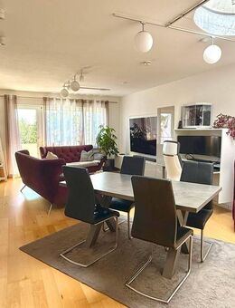 3-Zimmerwohnung mit Weitblick und zwei TG-Stellplätzen - Weißenhorn