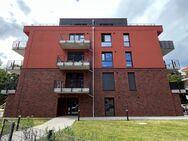 2-Zimmer Penthouse-Wohnung in Spindlersfeld zu vermieten - mit Aufzug, EBK, Terrasse - Berlin