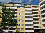 Vermietete 4-Zimmer-Wohnung im 2.OG mit Balkon und Aufzug - Berlin