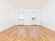 Glücksgefühle ausleben in perfekt geschnittener 3-Zimmer-Altbauwohnung mit Balkon - Leipzig