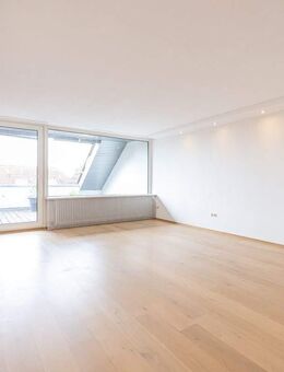 Ihr Traum wird hier zur Realität: Schöne 5-Zimmer-Wohnung mit Dachterrasse und Doppelgarage - Bretten