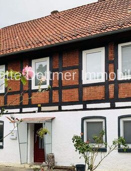Fachwerkcharme in dörflicher Lage mit kleinem Garten - Alfeld (Leine)