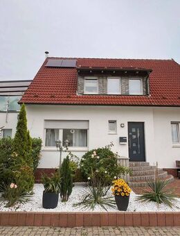 Licht, Luft und Lebensqualität - stilvolle Eigentumswohnung mit großer Dachterrasse in gepflegtem Zweifamilienhaus - Ahlen