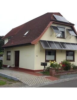 Auch als Generationshaus geeignet ! 1 - 2 Familienhaus mit Balkon, Terrasse, Garten und Garage - Bremen