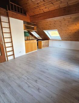 2-Zi.-DG-Wohnung mit Balkon und Stellplatz in Stufperich zu verkaufen! - Karlsruhe