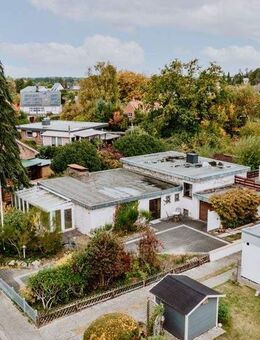 Leben mit Weitblick - Split-Level-Bungalow mit Wintergarten, Pool & Wohnmobilstellplatz - Bardowick