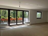 **Großzügige, helle und barrierearme 3 Zimmerwohnung in Moitzfeld an der Stadtgrenze zu Bensberg** - Bergisch Gladbach