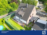 Reserviert* Charmantes Zweifamilienhaus in Lippstadt mit Potenzial im Dachgeschoss! - Lippstadt