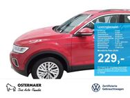 VW T-Roc, 1.0 TSI LIFE 110PS 5J-G VC A, Jahr 2023 - Vilsbiburg