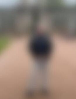 Hol*** - Neuhausen (Spree)