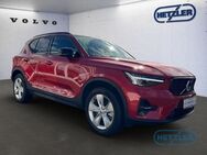 Volvo XC40 Plus Dark Recharge Plug-In Hybrid 2WD T4 Twin Engine EU6d StandHZG Navi digitales Cockpit - Kassel