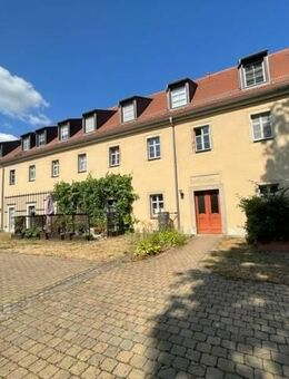 TRAUMHAFTE 3 Raumwohnung mit großer Terrasse , Parkett, 2 Bäder, Dusche+Wanne, Carport - Dresden