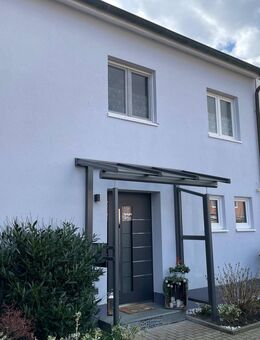 Renoviertes Reihenmittelhaus nebst Garage in Hamm-Uentrop - Hamm
