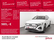 Audi Q8, S line qu, Jahr 2023 - Berlin