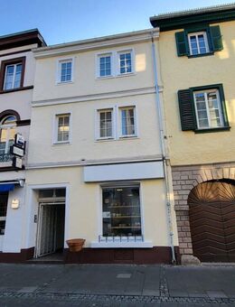 Wohn- und Geschäftshaus - Königswinter